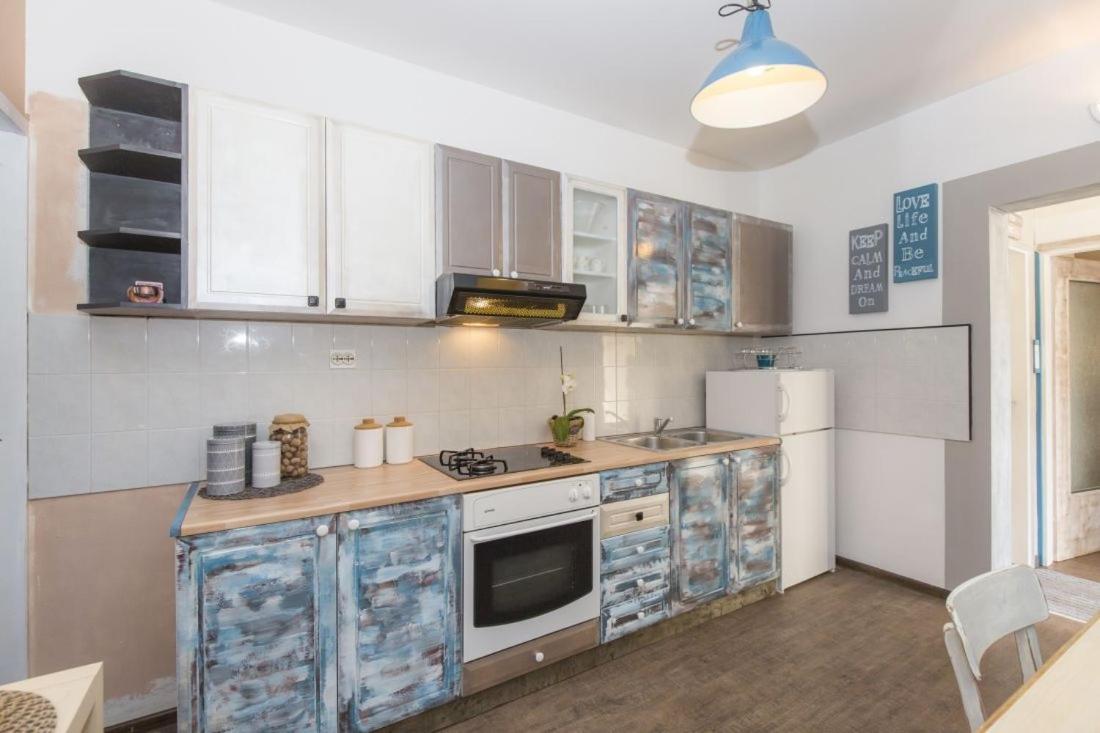 Apartments With Wifi Rabac, Labin - 17261 외부 사진