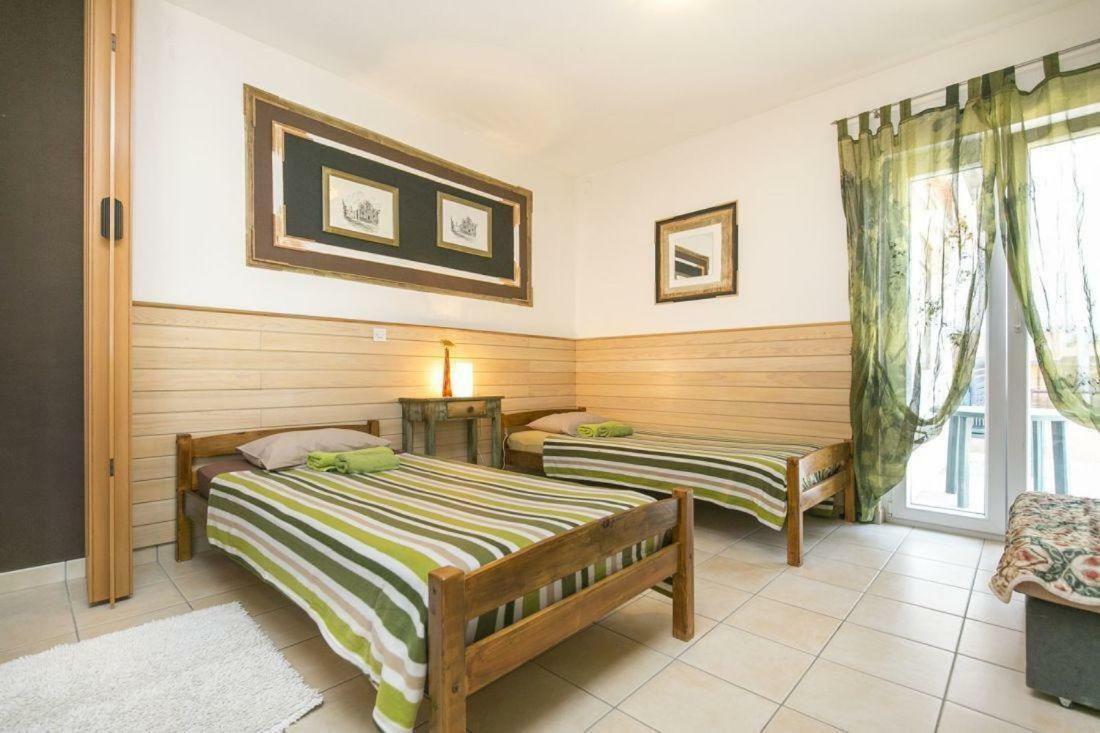 Apartments With Wifi Rabac, Labin - 17261 외부 사진